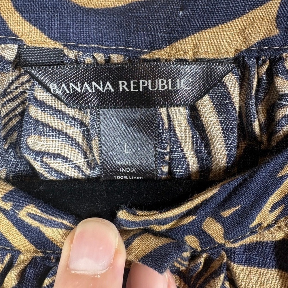 Banana Republic Zebra Print Linen Volume Blouse Womens L Navy Blue Tan Boho Chic - Picture 4 of 10